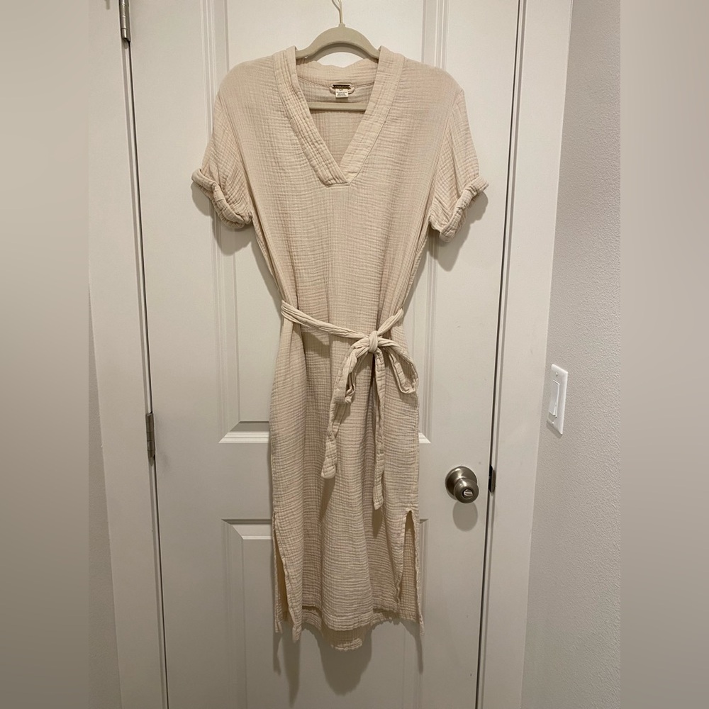 Magaschoni Cream V-Neck Belted Dress